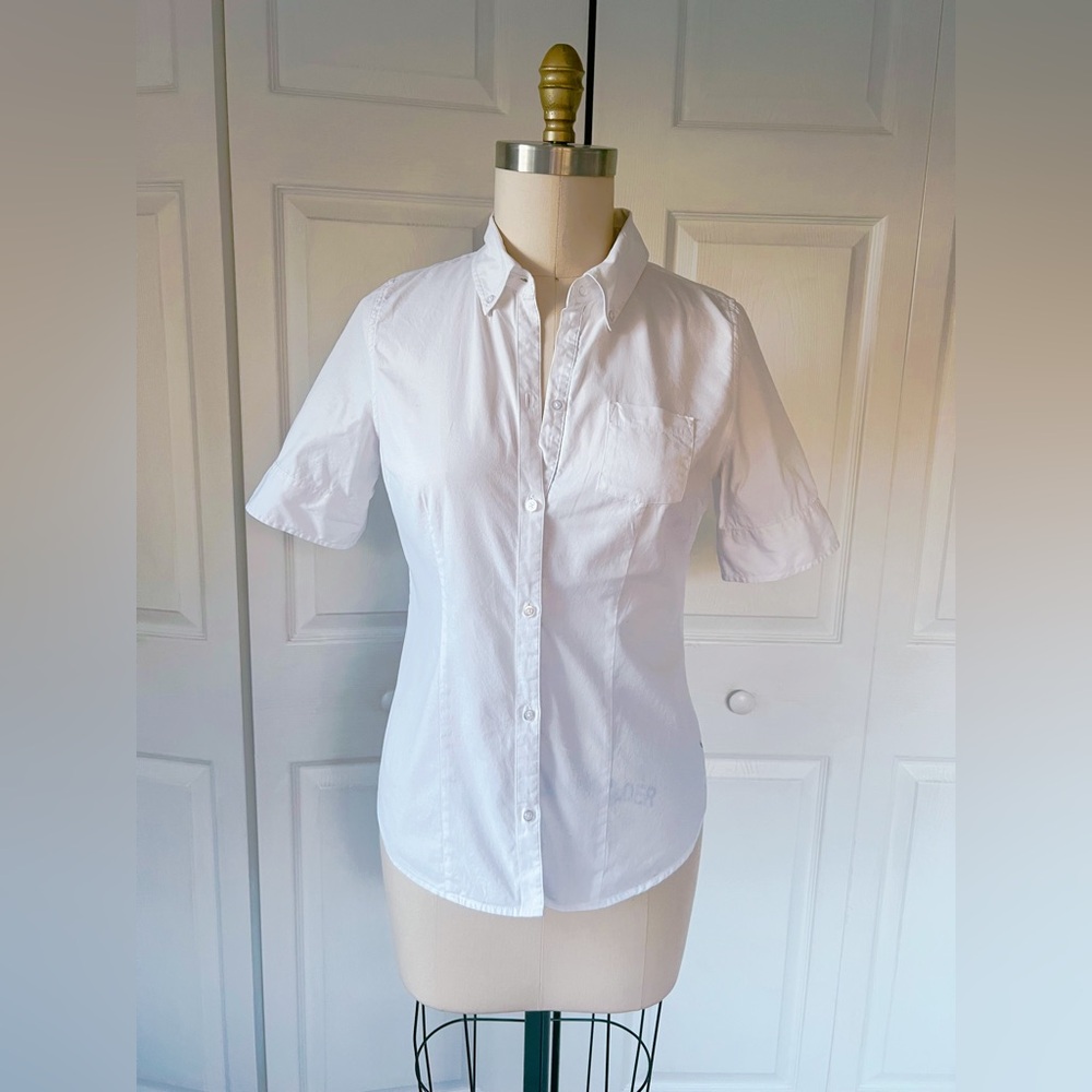 American Eagle Outfitters White Button Down Short Sleeve Favorite Shirt size 10